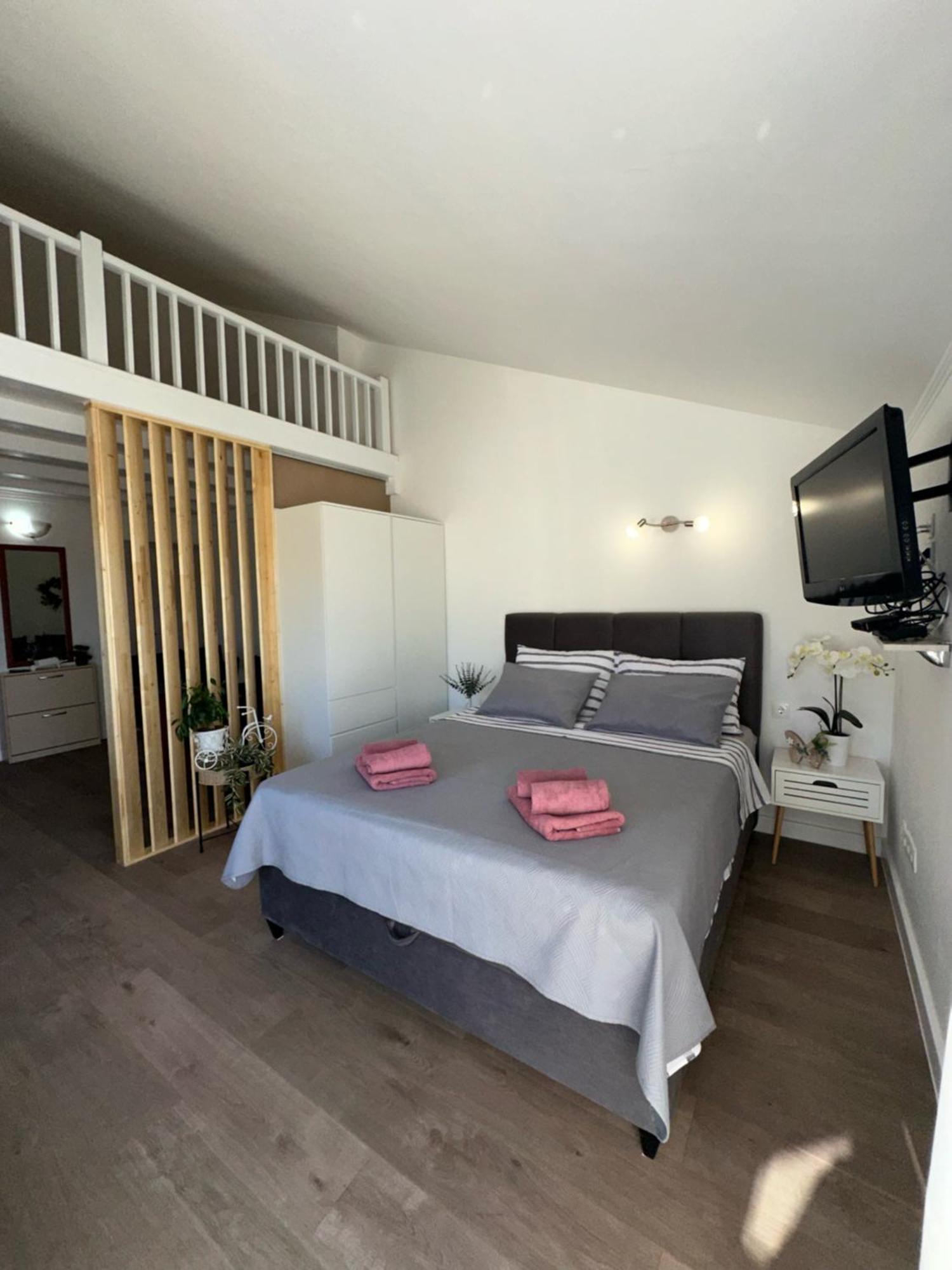 Apartment Lanterna Blace Buitenkant foto
