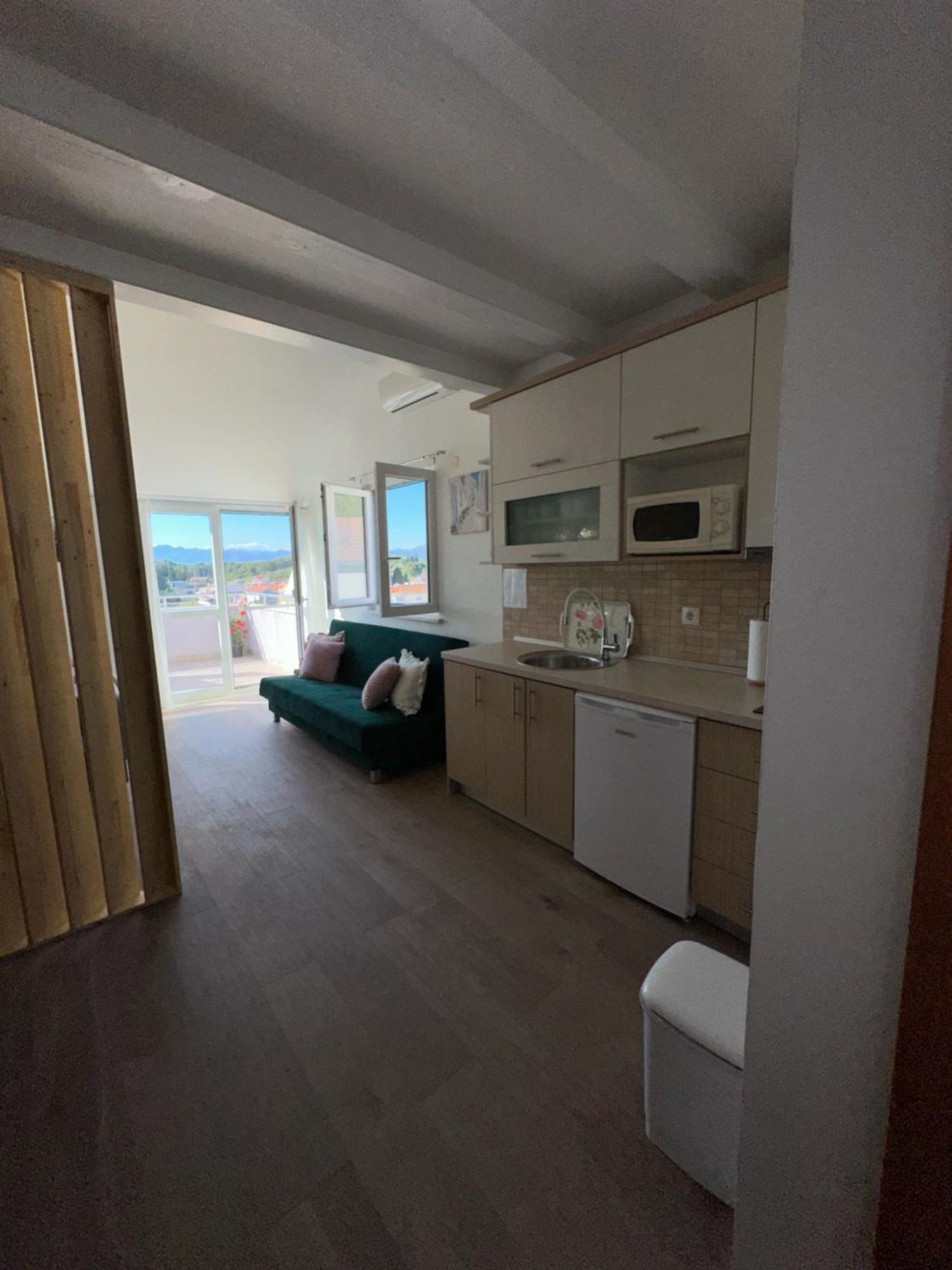 Apartment Lanterna Blace Buitenkant foto